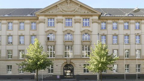 Justizzentrum Kassel Gebäudeansicht des Justizzentrums Kassel.
