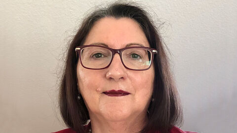 Portraitaufnahme der Präsidentin des Verwaltungsgerichts Wiesbaden.